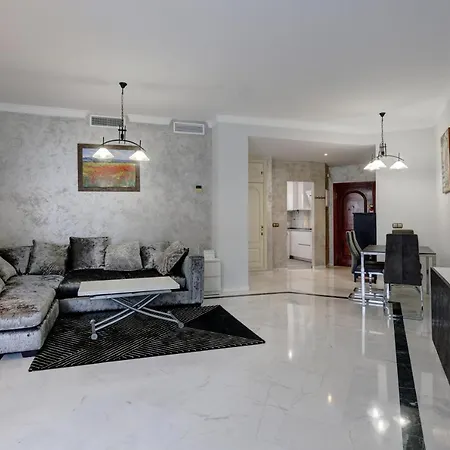 Apartment A Beautiful In