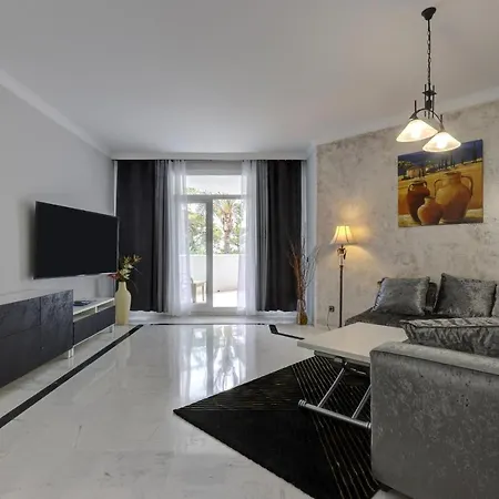 Apartment A Beautiful In Marbella