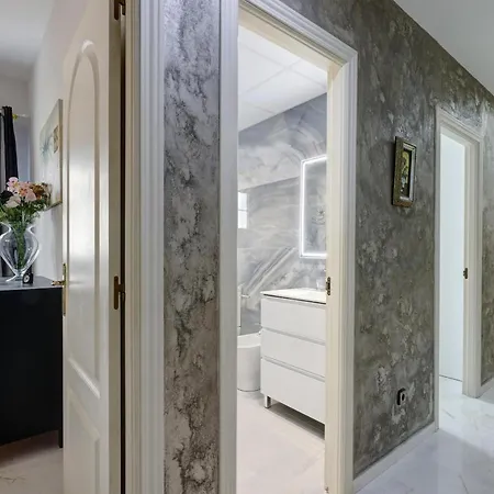 Apartment A Beautiful In Marbella